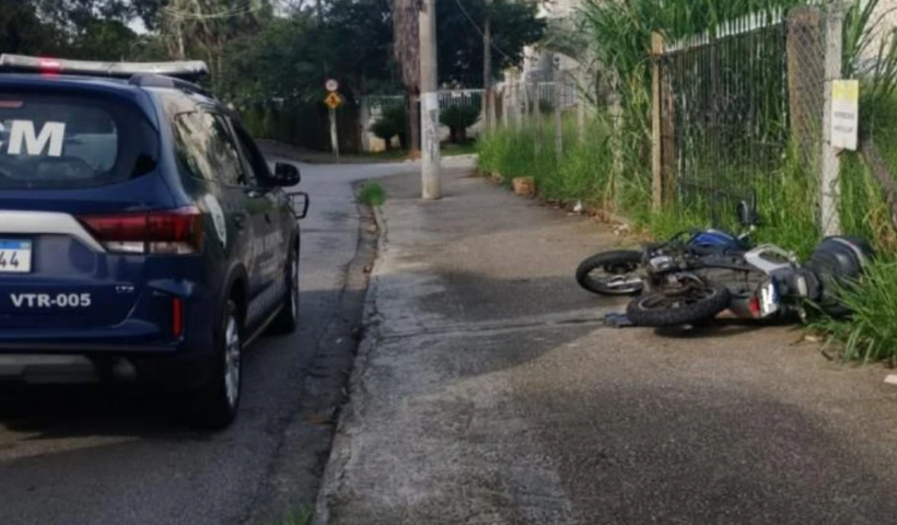 GCM recupera motocicleta furtada em frente a escola em Taubaté. Entre janeiro e setembro, corporação localizou 38 veículos na cidade.