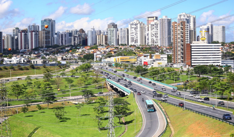 São José dos Campos inicia mudanças na sinalização do Anel Viário neste sábado (31). As obras abrangem acessos de viadutos.