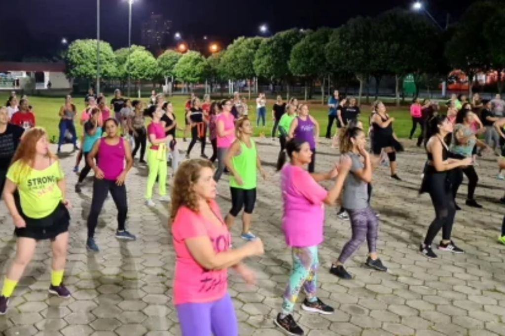 Aulão de Dança de Halloween acontece nesta quinta-feira (29), às 19h, no Parque da Cidade, em Jacareí. Evento gratuito não exige inscrição.