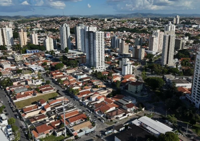 Contribuintes de Taubaté que atendem aos critérios podem pedir isenção do IPTU e da Taxa Complementar do Lixo para 2027.