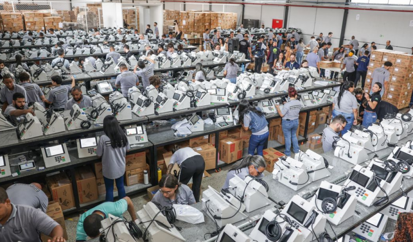 Mais de 2 milhões de eleitores vão às urnas neste domingo (4) no Vale do Paraíba. Veja os principais locais de votação e documentos aceitos.