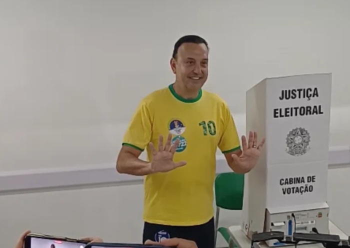 Felicio Ramuth votou neste domingo (4) em São José dos Campos e falou sobre a expectativa de vitória de Tarcísio de Freitas no primeiro turno.