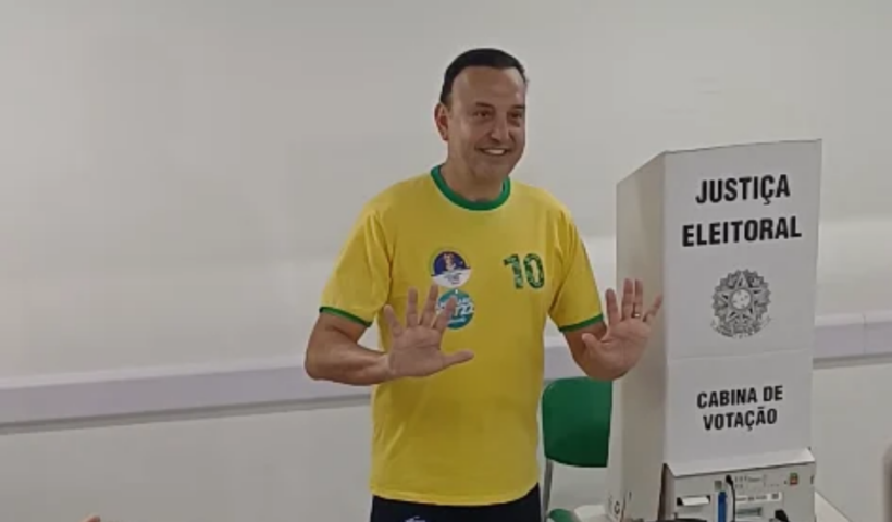 Felicio Ramuth votou neste domingo (4) em São José dos Campos e falou sobre a expectativa de vitória de Tarcísio de Freitas no primeiro turno.
