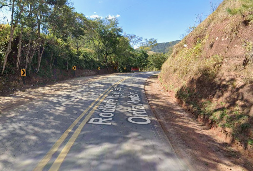 Homem de 28 anos morre atropelado em rodovia no Vale do Paraíba