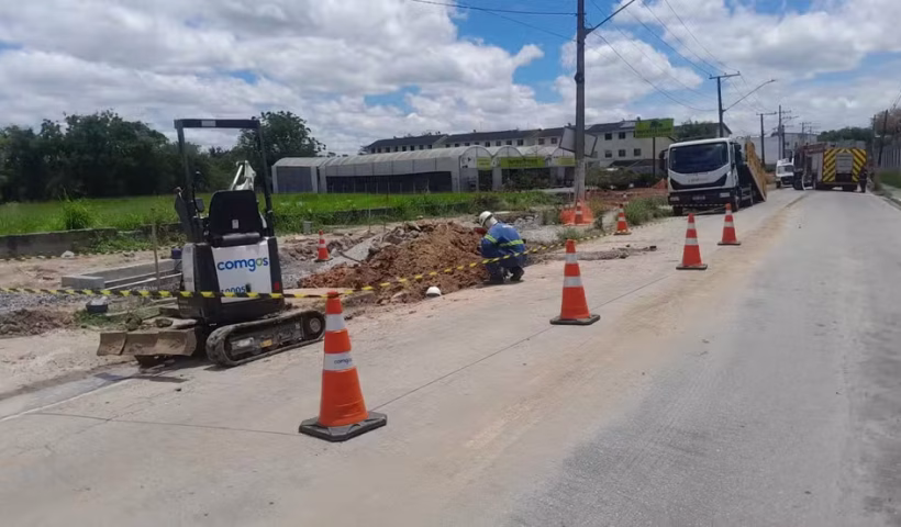 Vazamento de gás interdita trecho de avenida em Jacareí. Foto: Andressa Lorenzetti/TV Vanguarda